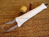 Dog bite tag ( dog bite tug ) made of leather Dog bite tag ( dog bite tug ) made of leather